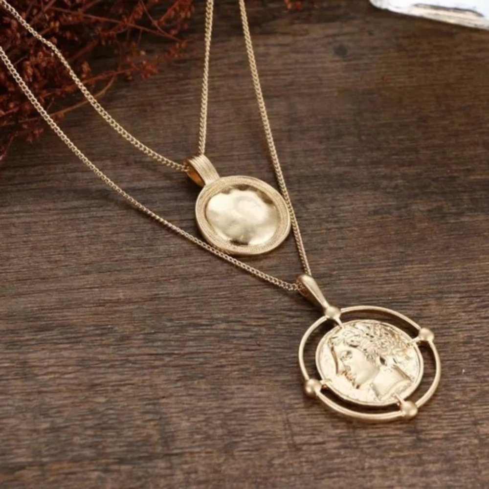 18K Gold Coin Vintage Double Chain Necklace - Picture 5 of 7